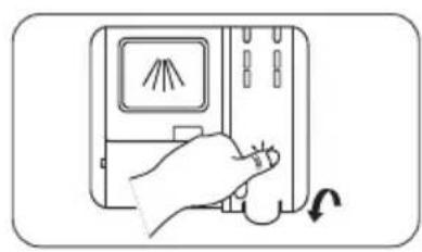 ETNA VWV240RVS - Filling the rinse aid reservoir - 3
