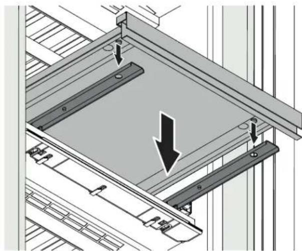 LIEBHERR MW1801 - Removing the Serving Shelf Inserting the Serving Shelf - 2