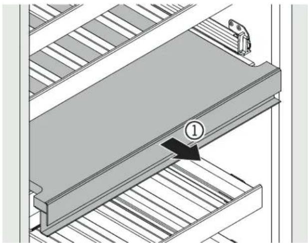 LIEBHERR MW1801 - Removing the Serving Shelf Inserting the Serving Shelf - 3