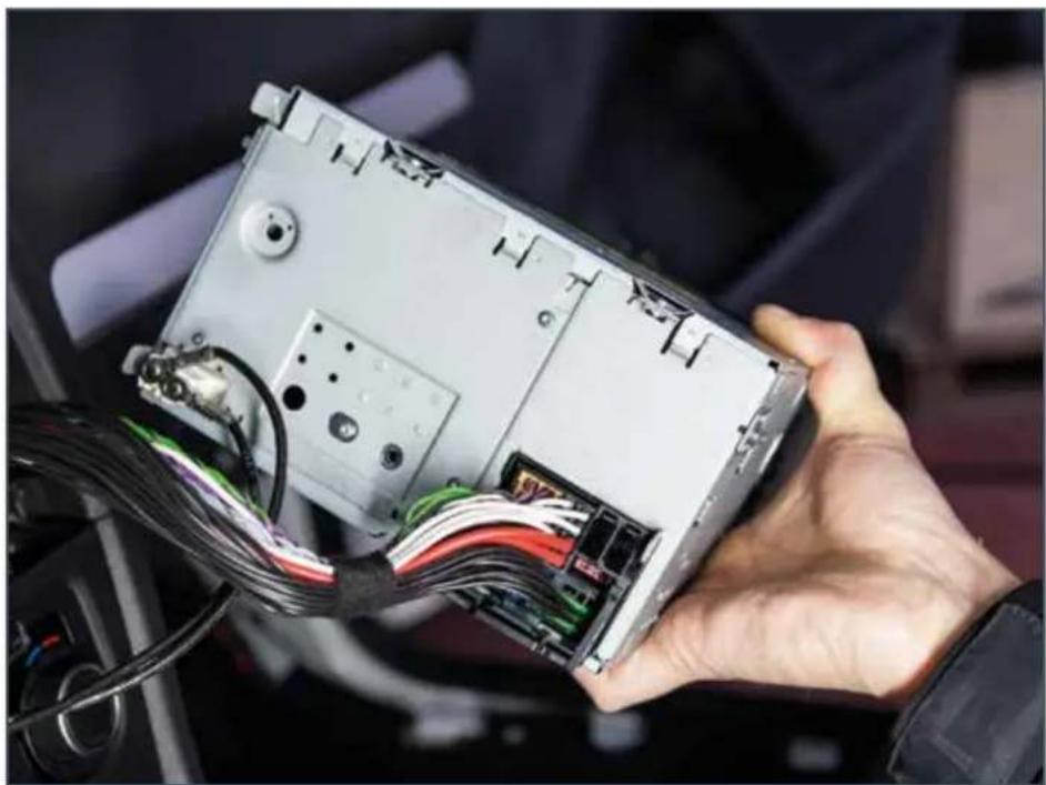 AUDISON Prima APSP G6 - CONNECTION OF THE APSP G6 HARNESS CABLE TO THE ORIGINAL CAR RADIO - 1