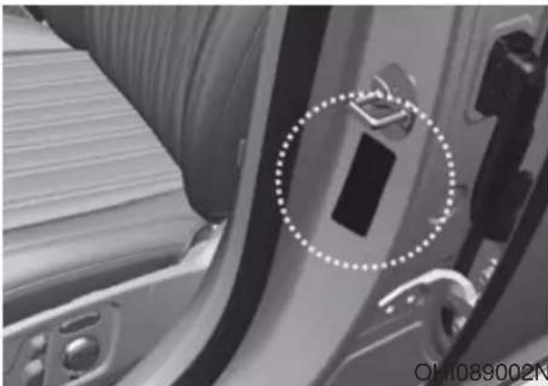 Genesis G90 (2021) - VEHICLE CERTIFICATION LABEL - 1