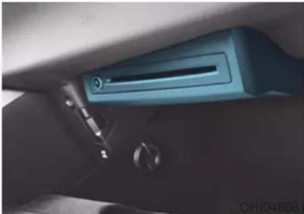 Genesis G90 (2021) - DVD Player (if equipped) - 2