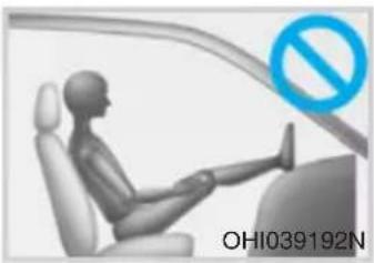 Genesis G90 (2021) - WARNING - 5