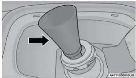 Chrysler 300 (2021) - REFUELING IN AN EMERGENCY – IF EQUIPPED - 2