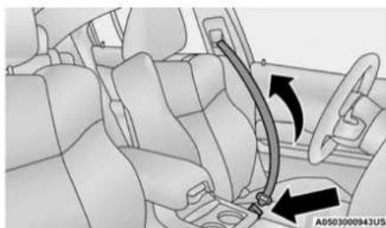 Chrysler 300 (2021) - Lap/Shoulder Belt Operating Instructions - 3