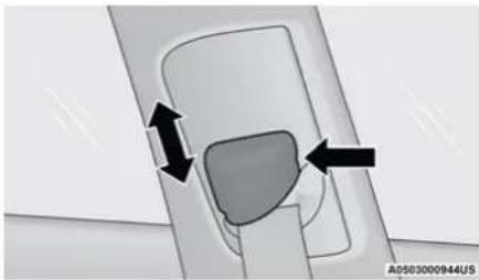 Chrysler 300 (2021) - Adjustable Upper Shoulder Belt Anchorage - 1
