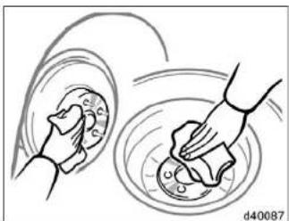 TOYOTA Solara (2007) - Loosen all the wheel nuts. - 4