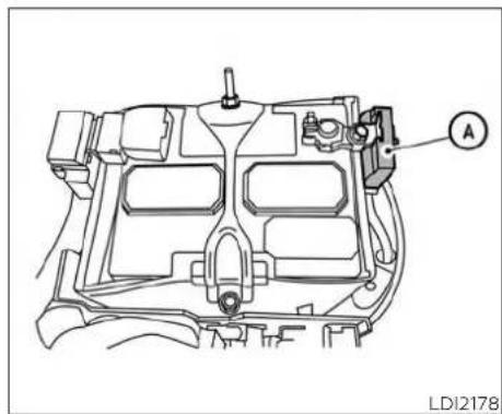 NISSAN NV200 Compact Cargo (2020) - VARIABLE VOLTAGE CONTROL SYSTEM - 2