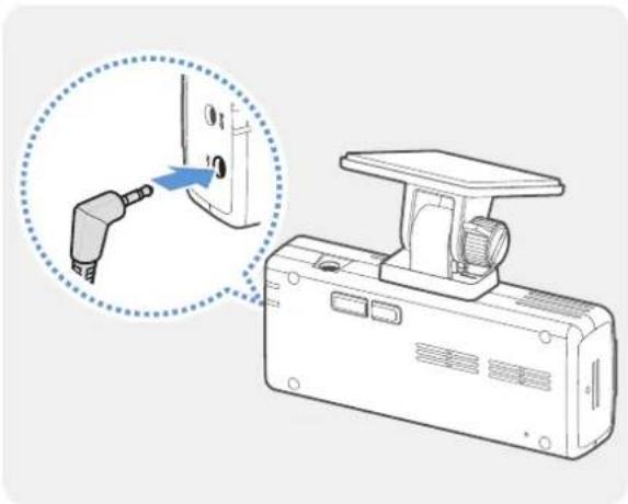 ALPINE DVR-C310R - Connecting the rear camera cable - 1