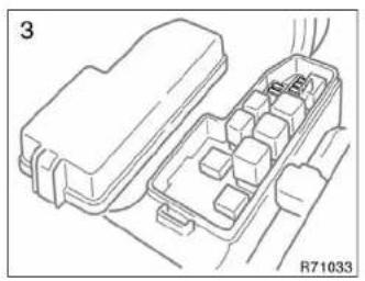 TOYOTA Tundra (2004) - '04 TUNDRA\_U (L/O 0309) - 5