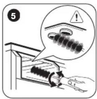 ZANUSSI ZWF01483WR - Cleaning the detergent dispenser - 5
