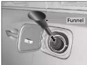 Acura MDX Sport Hybrid (2020) - Refueling From a Portable Fuel Container - 1
