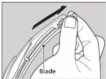 Acura MDX Sport Hybrid (2020) - Changing the Rear Wiper Blade Rubber - 2