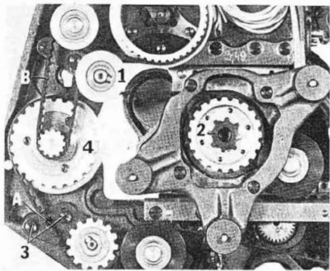 ARRI FLEX 35 BL - Adjusting of the drive belts - 1