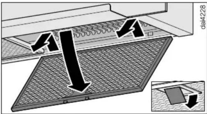 MIELE DA9091 - Removing a grease filter - 1