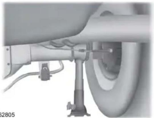 FORD F-250 Super Duty (2021) - Jacking the Vehicle - 3