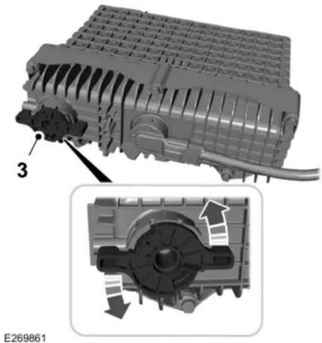 FORD F-250 Super Duty (2021) - Draining the Diesel Fuel Conditioner Module - 2
