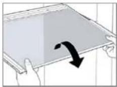 BOMANN KB 7235 - Removing / inserting the shelves - 1