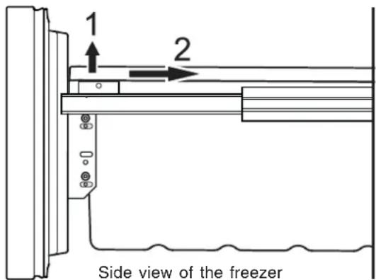 LIEBHERR CBNbe 6256 - Removing the freezer drawer containers - 1