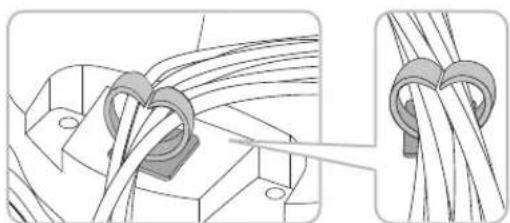SAMSUNG UN49M5300AF - Arranging the cables with the cable holder - 2