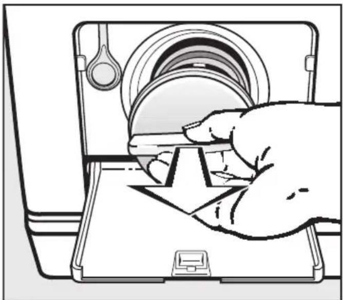 MIELE WW 600-90 CH - Wasser ablaufen lassen - 2