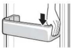 LG GS-L668PNL - Removing and Refitting the Door Basket - 2