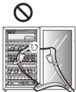 Illustration of a refrigerator with a hand holding a bag and a 'no' symbol above it, indicating no smoking or disinfection.