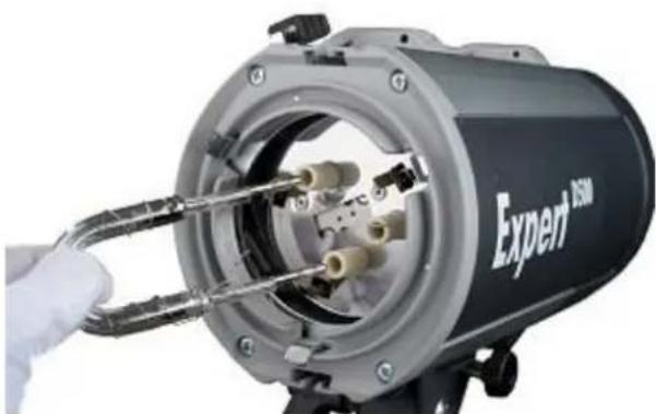Hensel Expert D 250 Speed - Remove Broken Flash Tube - 2