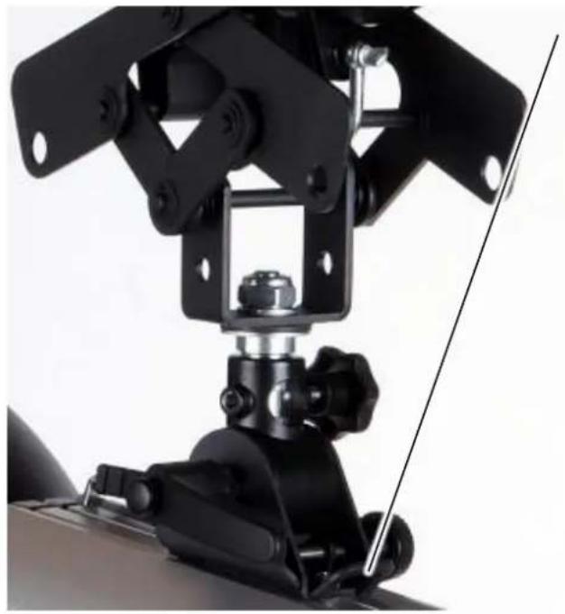 Hensel Expert D 250 Speed - Danger of bruising - 4