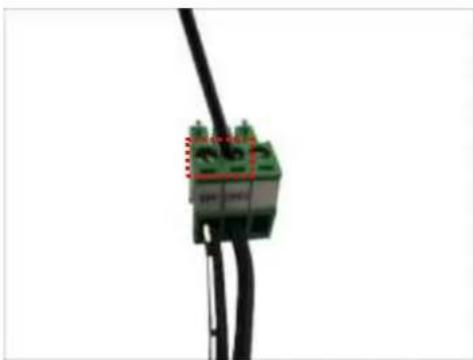ACTi Q11 - Connecting a Power Adapter (Optional) - 4