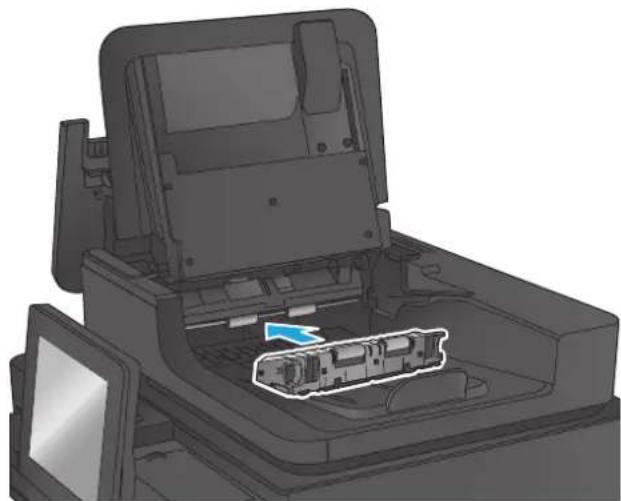 HP LaserJet M680F - Clear jams in the document feeder - 9