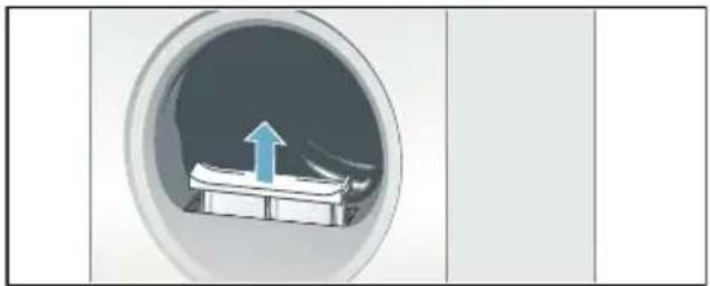 BOSCH WTH85V90 - Kondenswasser-Behälter entleeren - 4