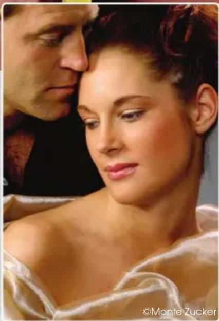 Westcott Apollo - Lighting for Indirect Diffusion or Soft Highlights - 3