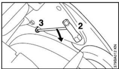 STIHL FW 20 - Desenclavamiento con la llave universal - 2