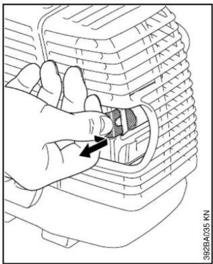 STIHL FC 75 - Erratic idling behavior - 1