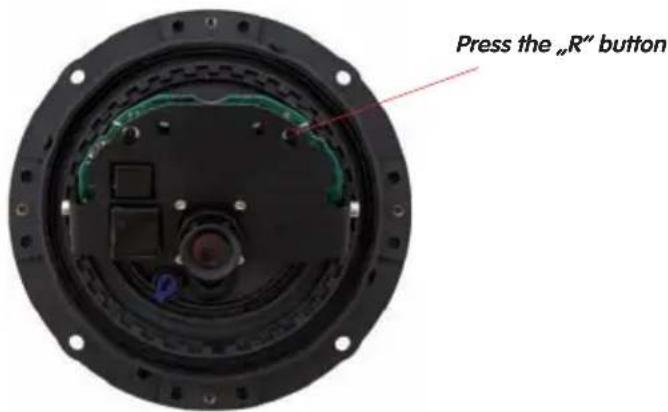 Press the „R" button