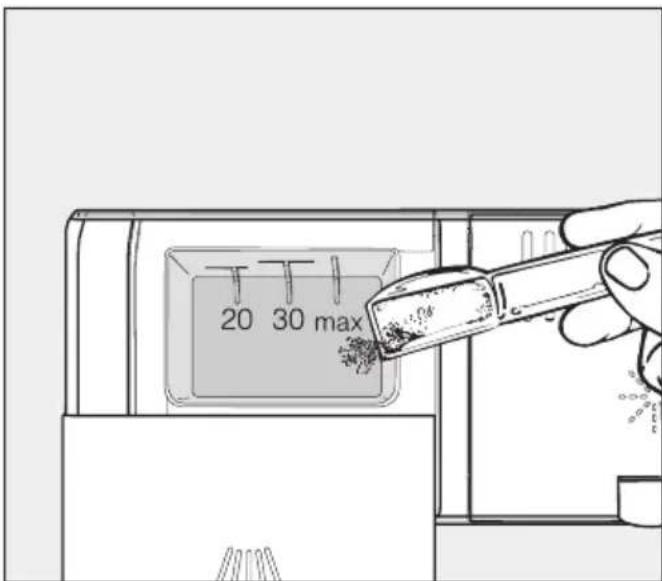 MIELE G 3825-55 SCi - Reiniger einfüllen - 2