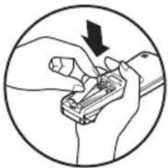LG ASNW182CRW0 - Inserting batteries - 2