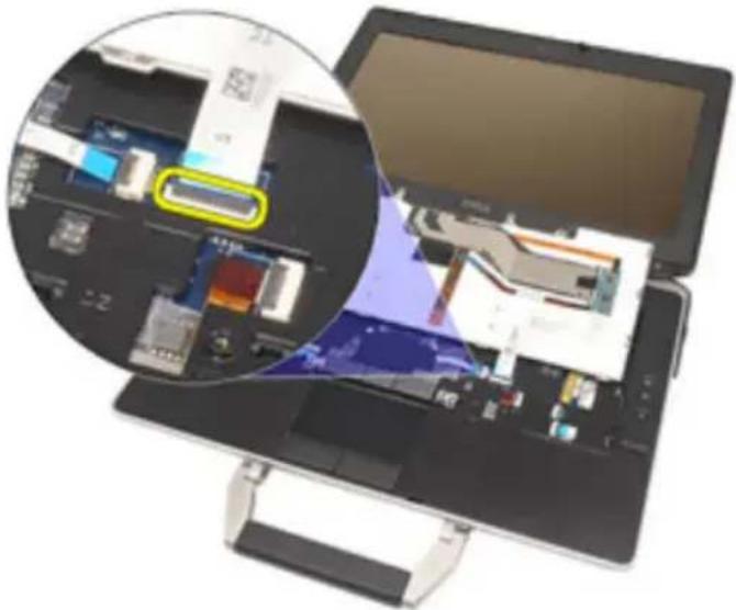 DELL Latitude E6420 ATG - Removing the Keyboard - 4