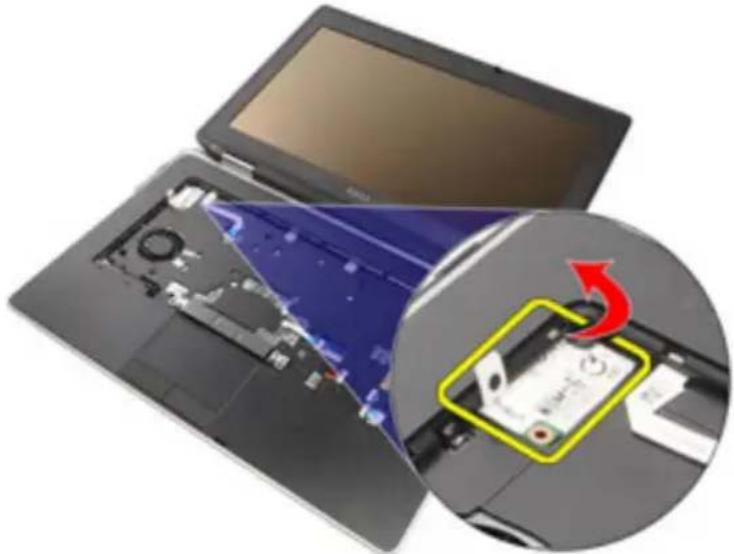 DELL Latitude E6420 ATG - Removing the Modem Card - 4