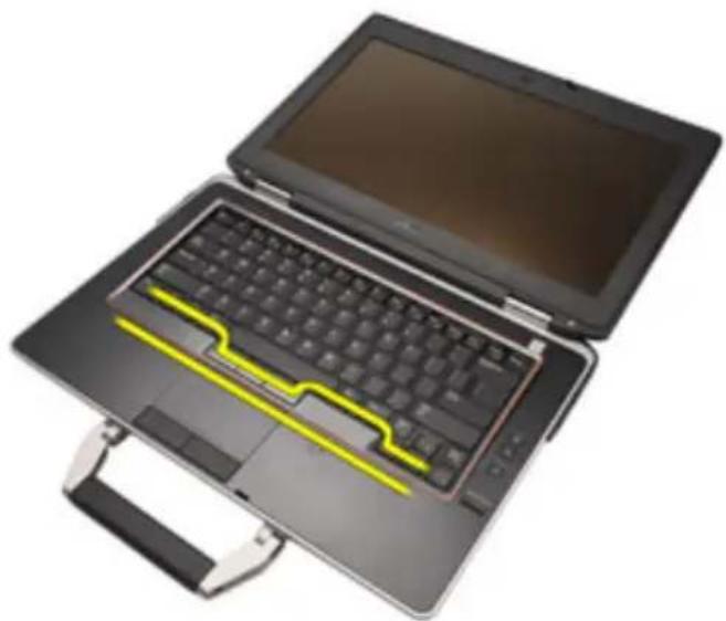 DELL Latitude E6420 ATG - Removing the Keyboard Trim - 3