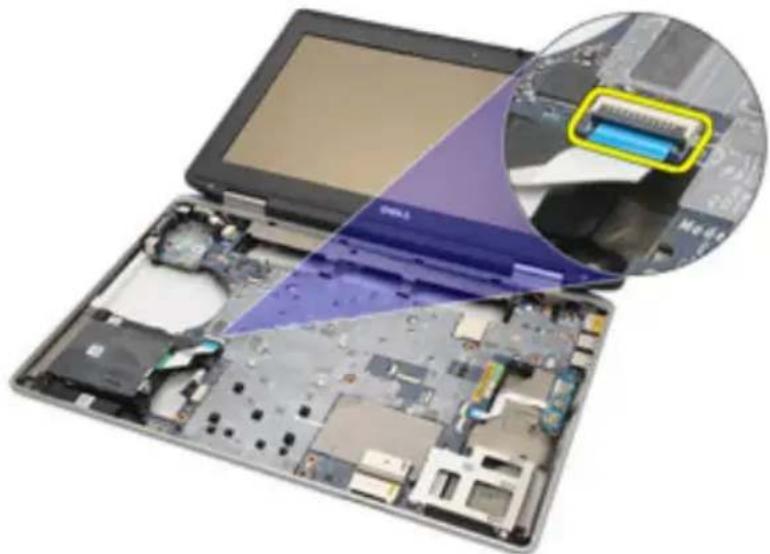 DELL Latitude E6420 ATG - Removing the Smart Card - 1