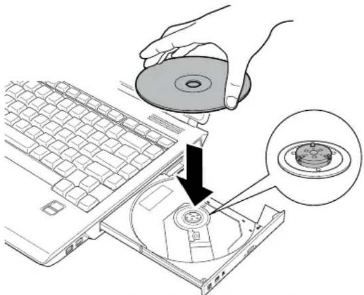TOSHIBA Satellite A135 - Inserting a compact disc - 2