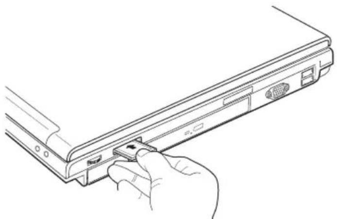 TOSHIBA Satellite U200 - Inserting memory media - 1