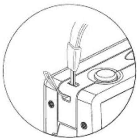 ROLLEI d330 motion - Attaching the Strap - 1
