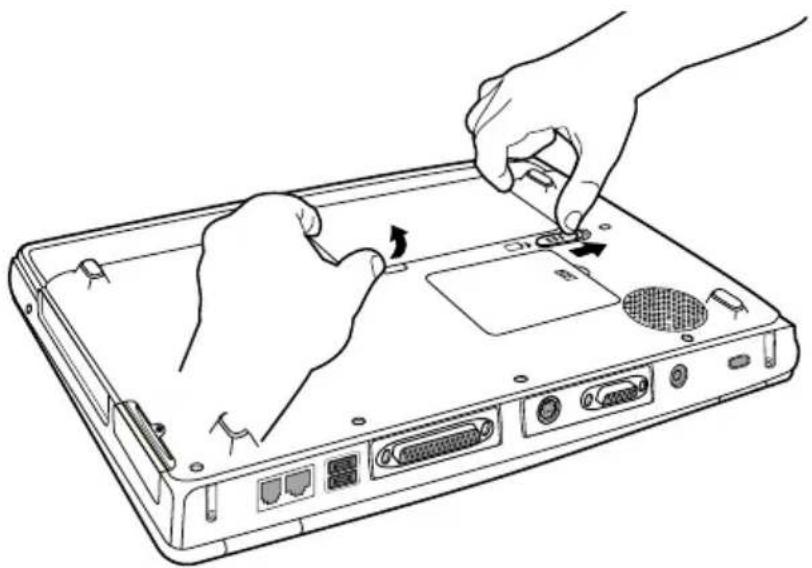 TOSHIBA Satellite M30X - Removing the battery pack - 3