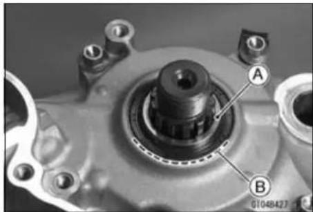 KAWASAKI KLX450R (2011) - Crankcase Disassembly - 1