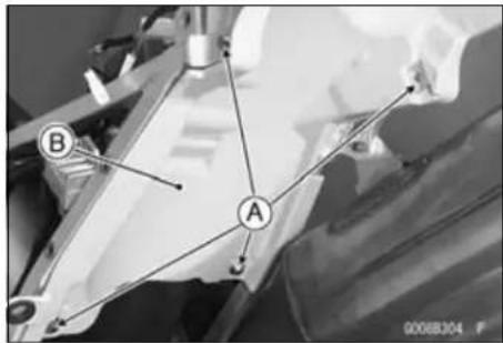 KAWASAKI KLX450R (2011) - Rear Fender Removal - 1