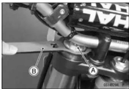 KAWASAKI KLX450R (2011) - Periodic Maintenance Procedures - 1