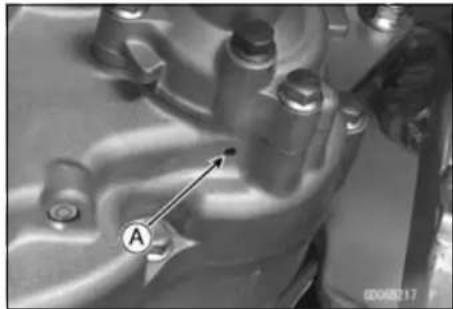 KAWASAKI KLX450R (2011) - Water Pump Inspection - 2